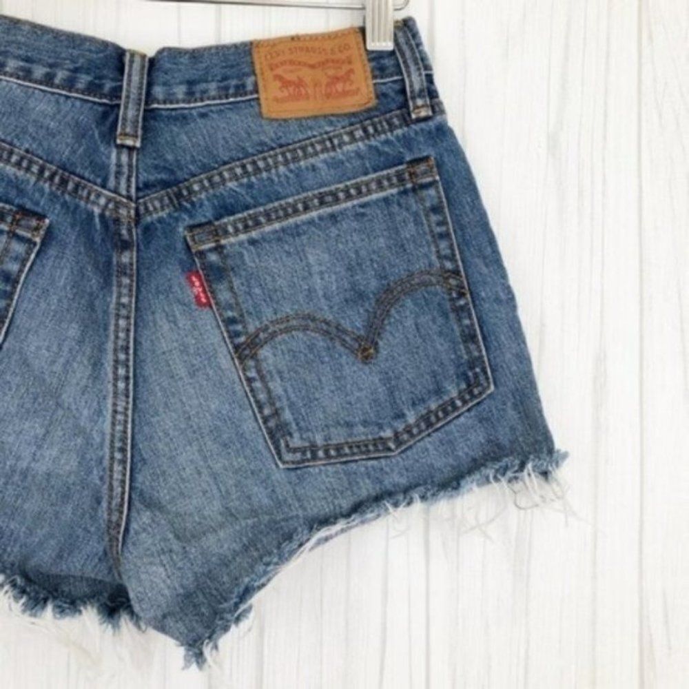 LEVI'S Button Fly Cut Off Shorts  - Picture 7 of 8